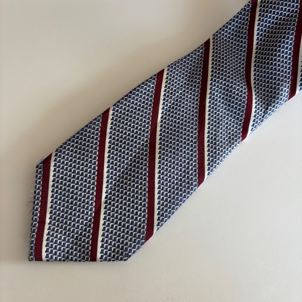 Jos. A. Bank Necktie Mens OS Blue Red‎ Striped Silk Signature Collection